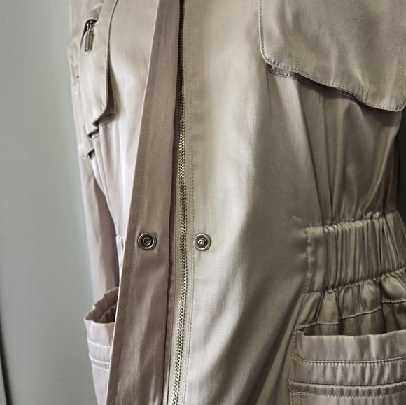 Carte Blanche Paris Muted Gold Lightweight Utility Jacket. Size Medium - Picture 10 of 16